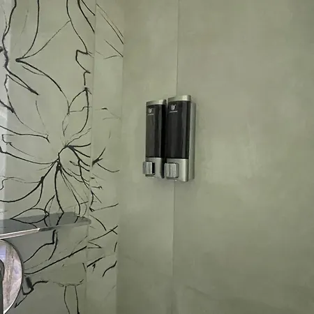 Apartment Ginevra -self Check-in Bologna